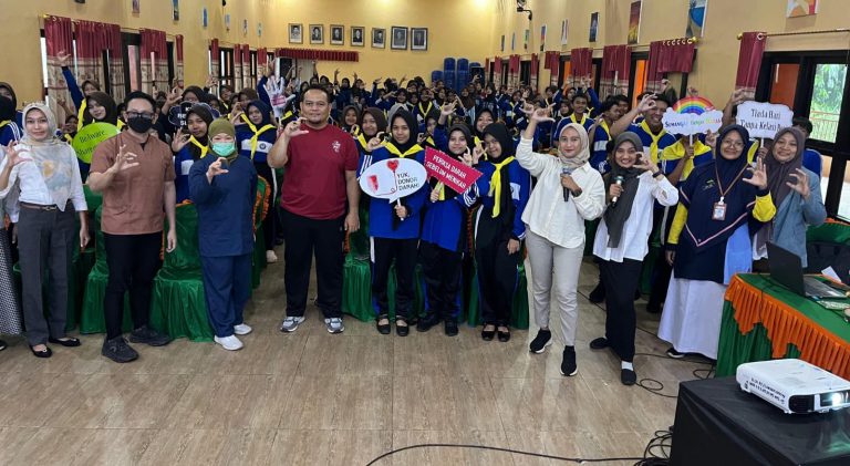 00fdced74b70db2abd4b745686b09e2d